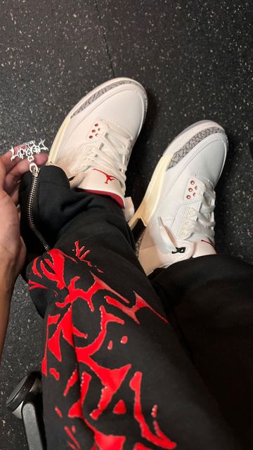 Flared Villain Sweatpants (Black)